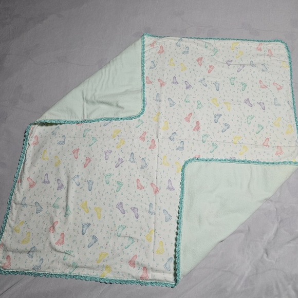 New* handmade baby feet and turquo one of a kind baby blanket approx. 32" by 34" - Picture 7 of 12